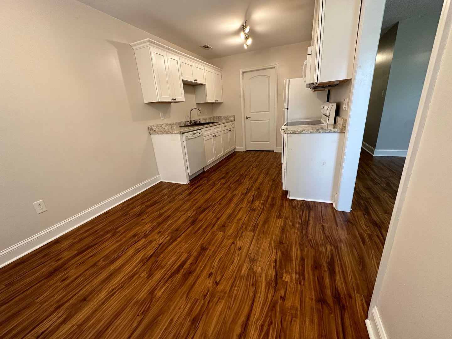 Introducing Your Dream Home In The Heart Of Virginia Beach – photo 5