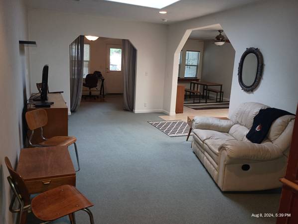 4100 Cedar St – photo 4