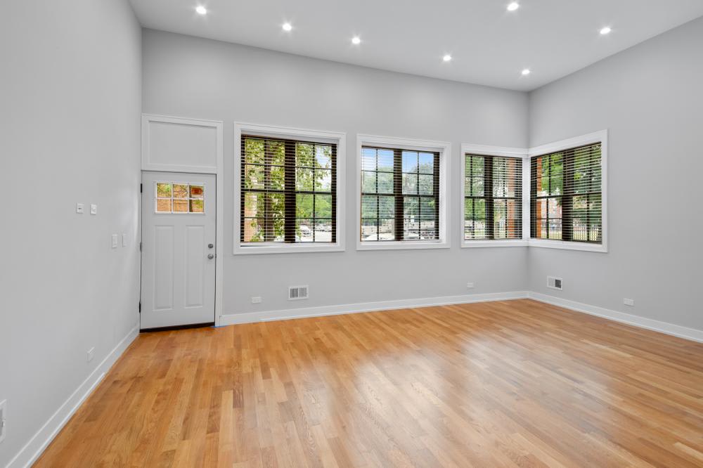 1347 N Noble – photo 3