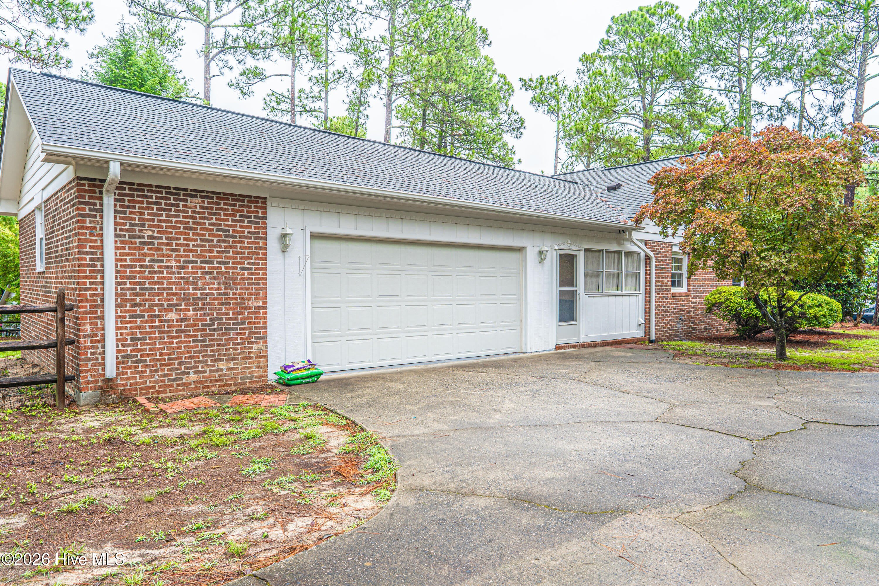 120 Fox Hunt Lane – photo 4