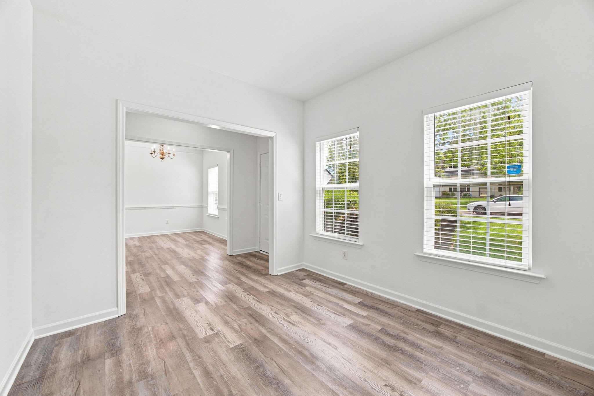1748 Chinchester Ln – photo 2