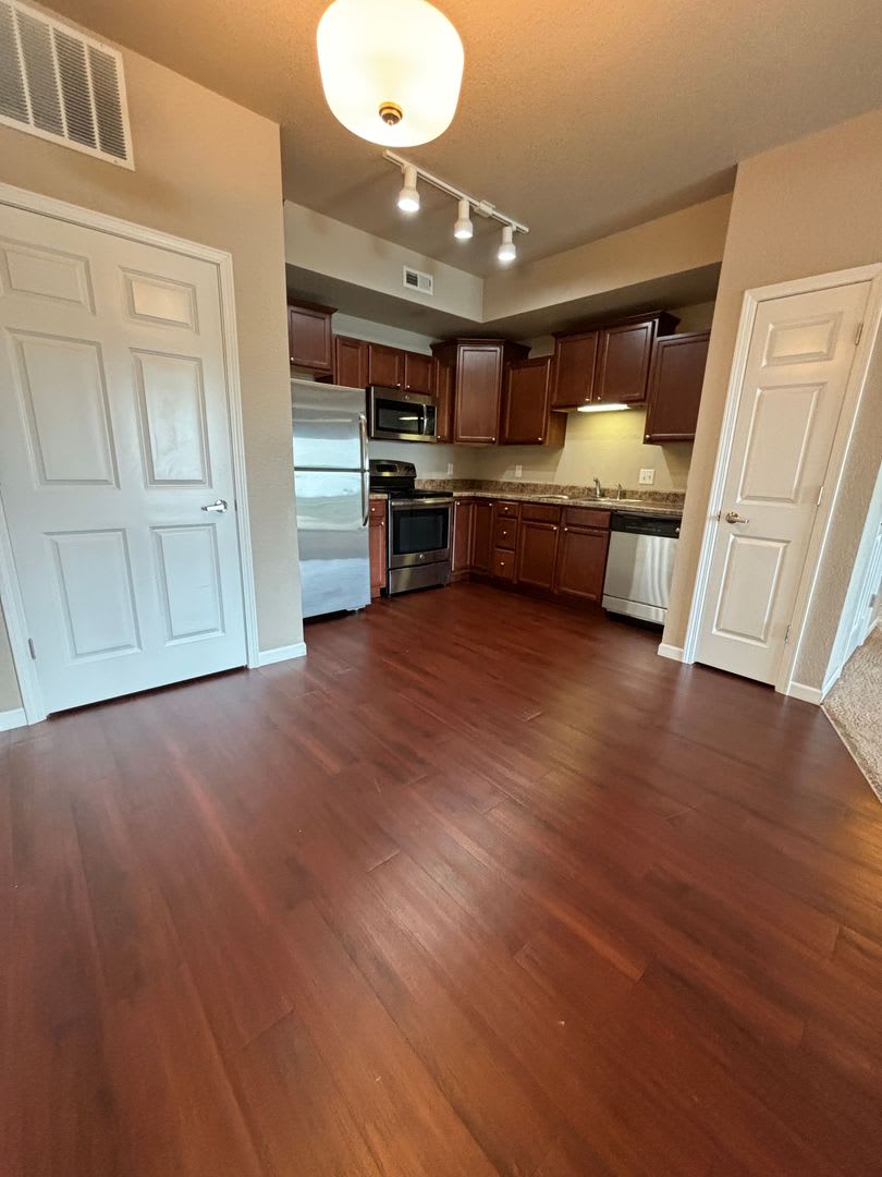 230 West Hills – photo 1