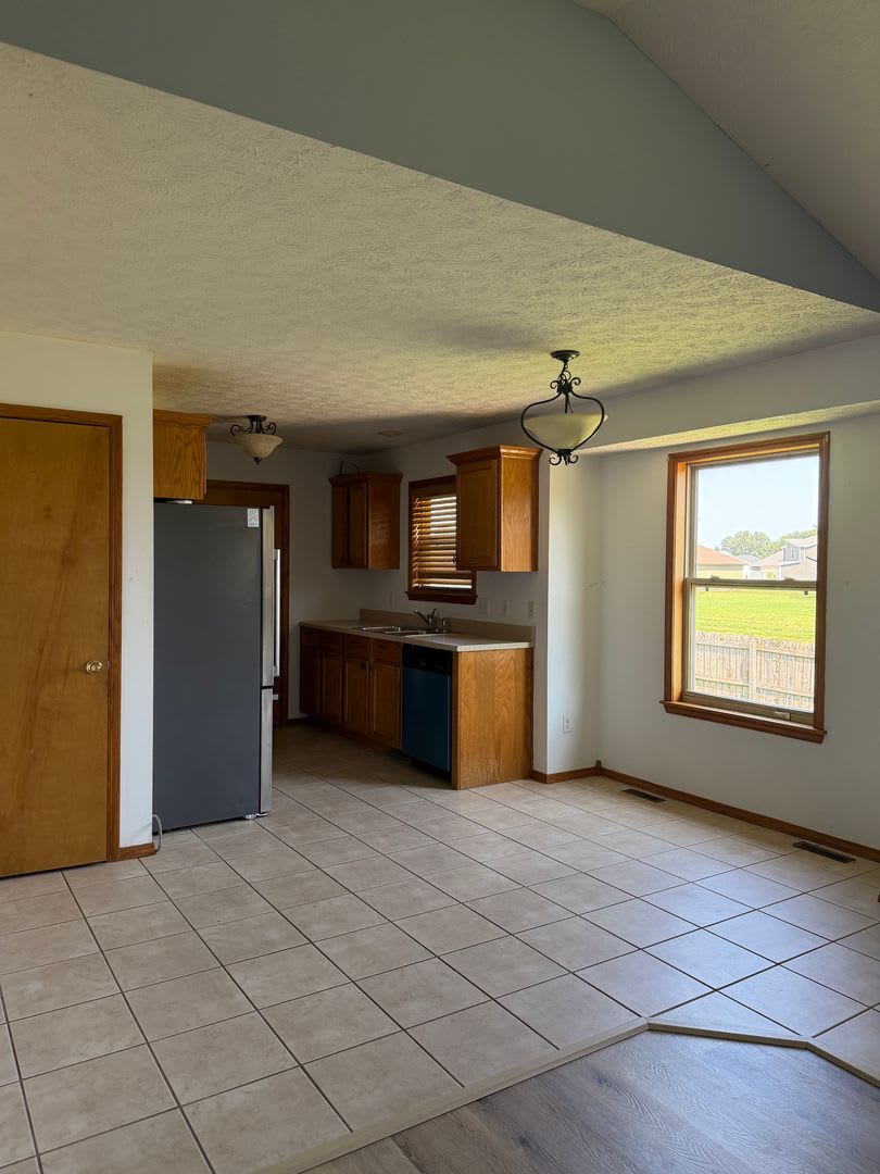 307 E Pintail Dr – photo 2