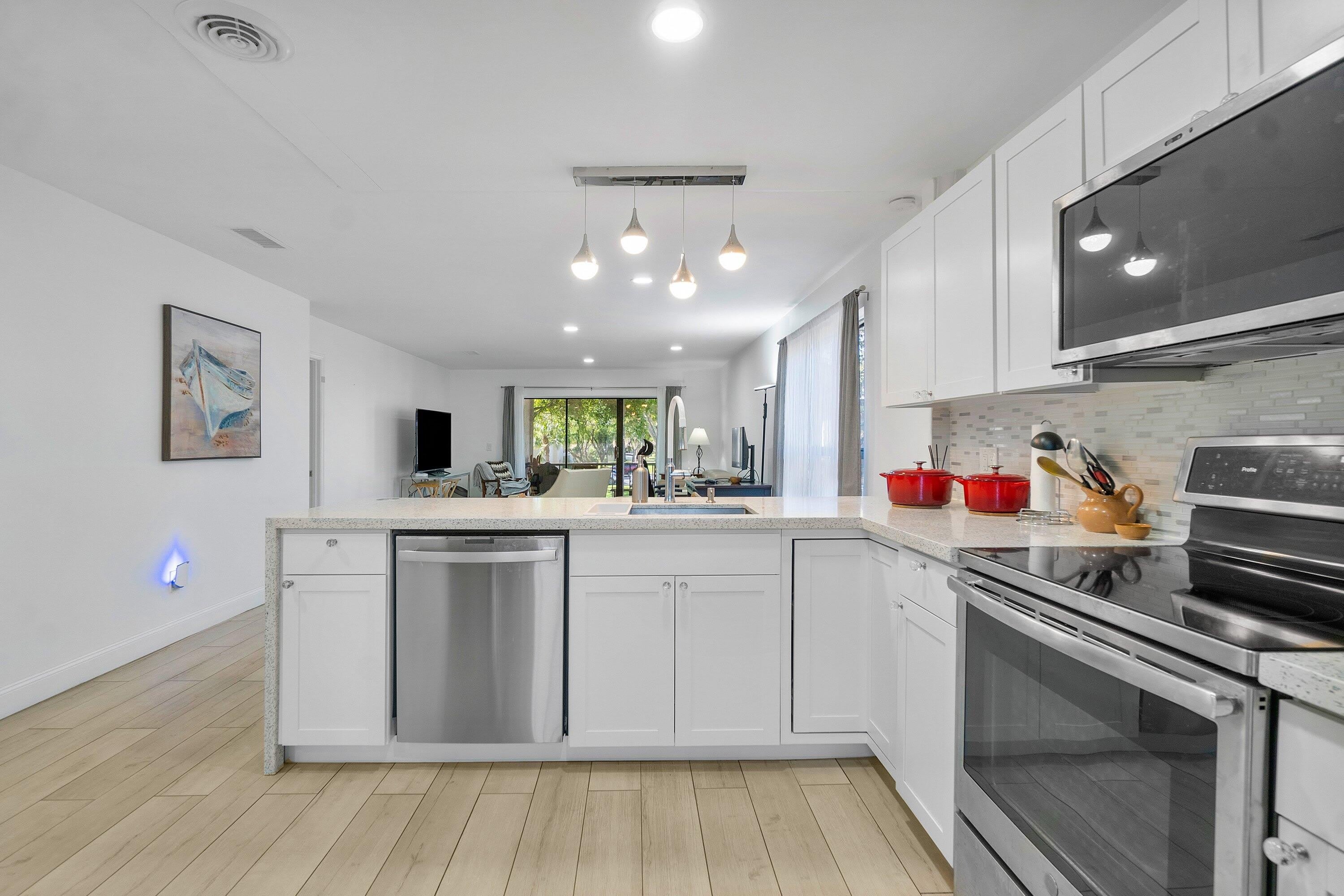 8436 CYPRESS Lane – photo 2