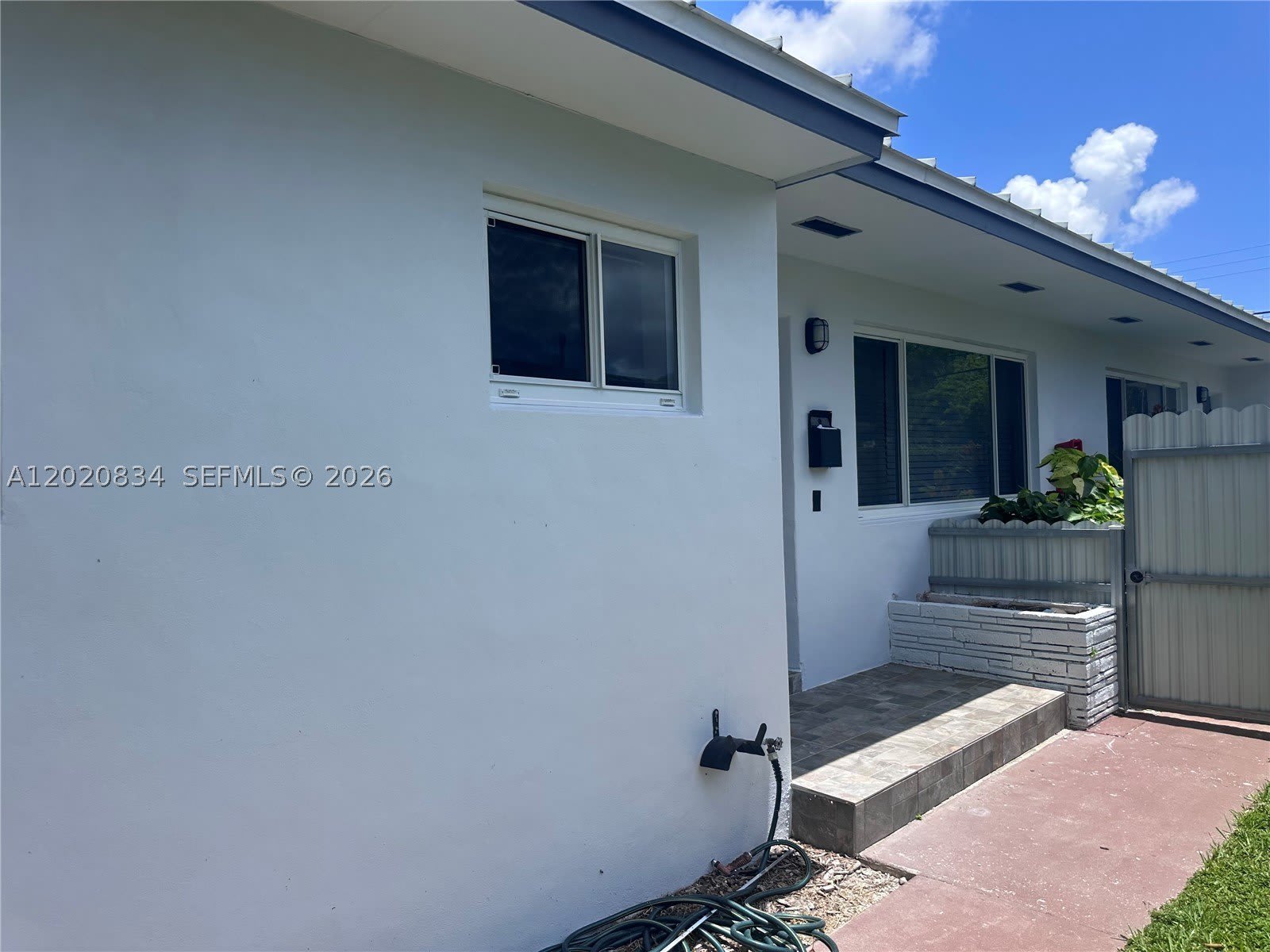 2806 SW 35th Ave – photo 4
