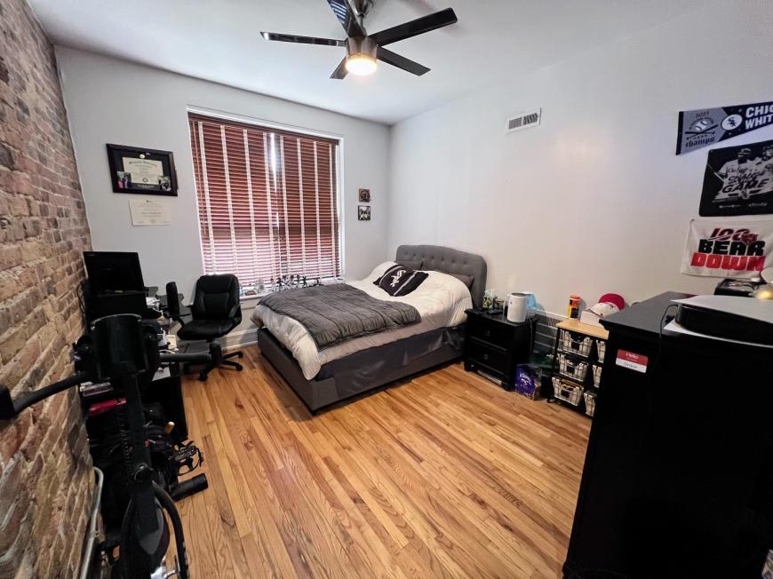 2129 North Southport Ave. – photo 4