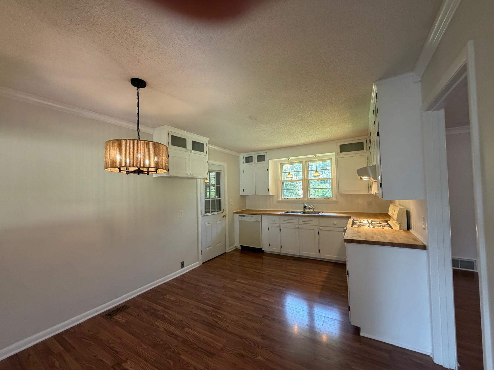 524 Graycroft Drive Southwest – photo 5