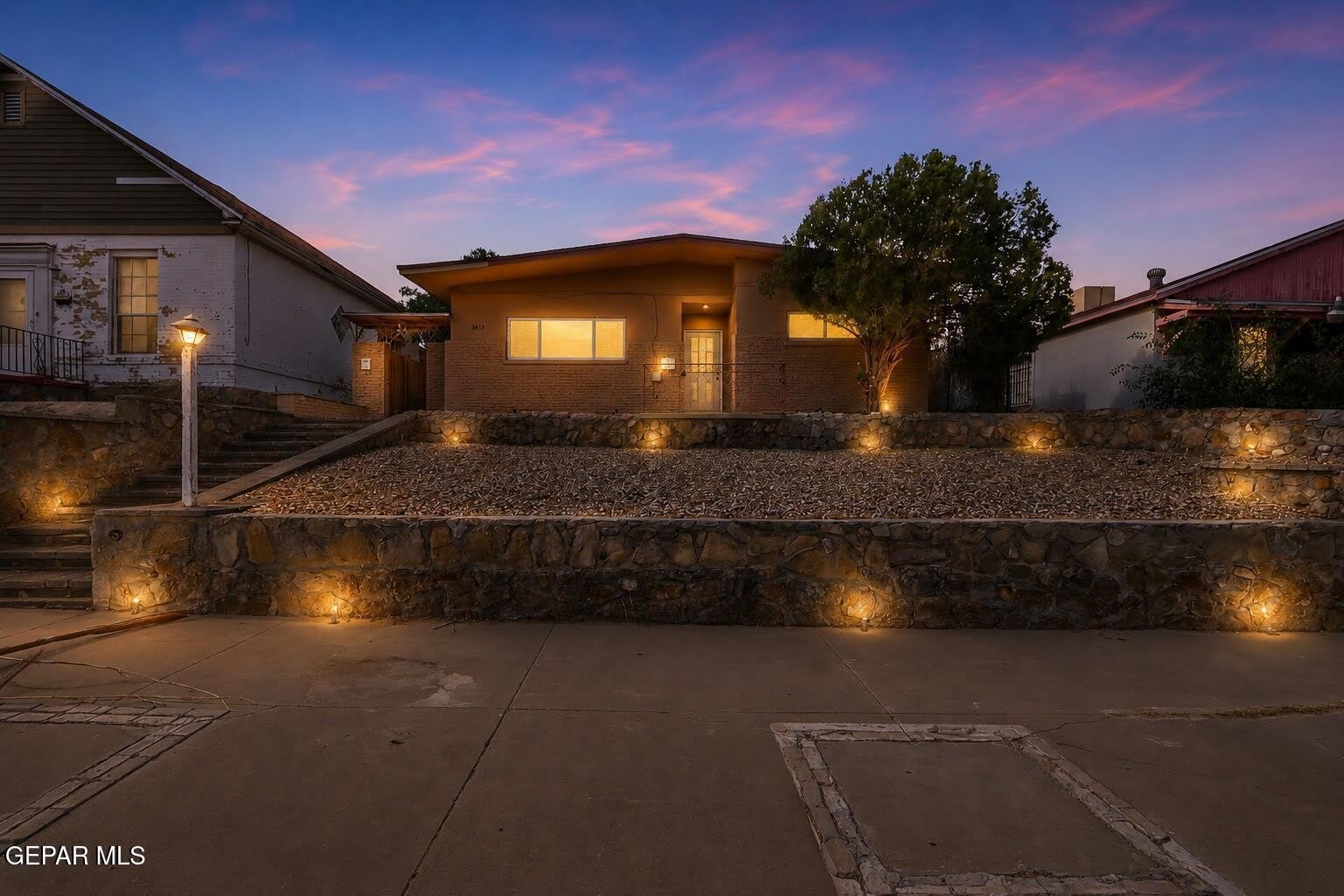 2413 Copper Avenue – photo 2