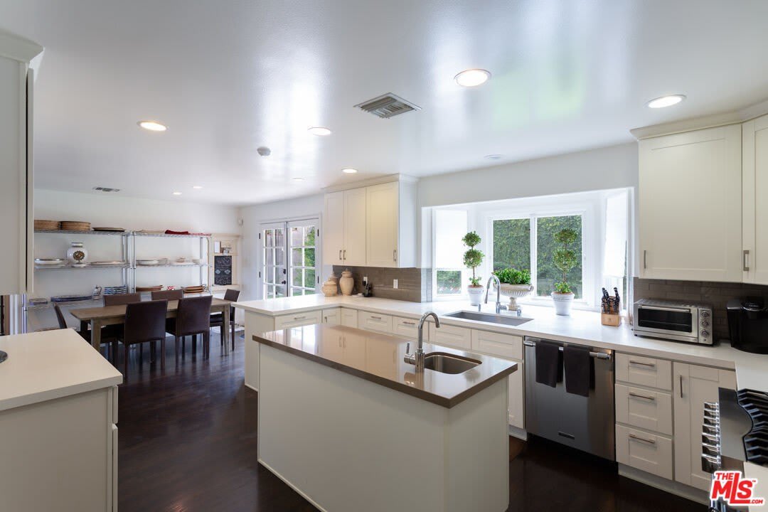 13902 VALLEY VISTA – photo 5