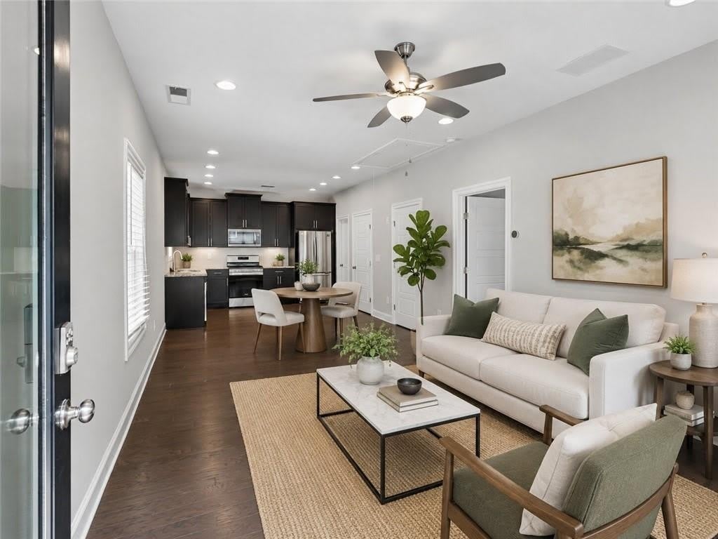 1821 Sanford Drive NW – photo 2