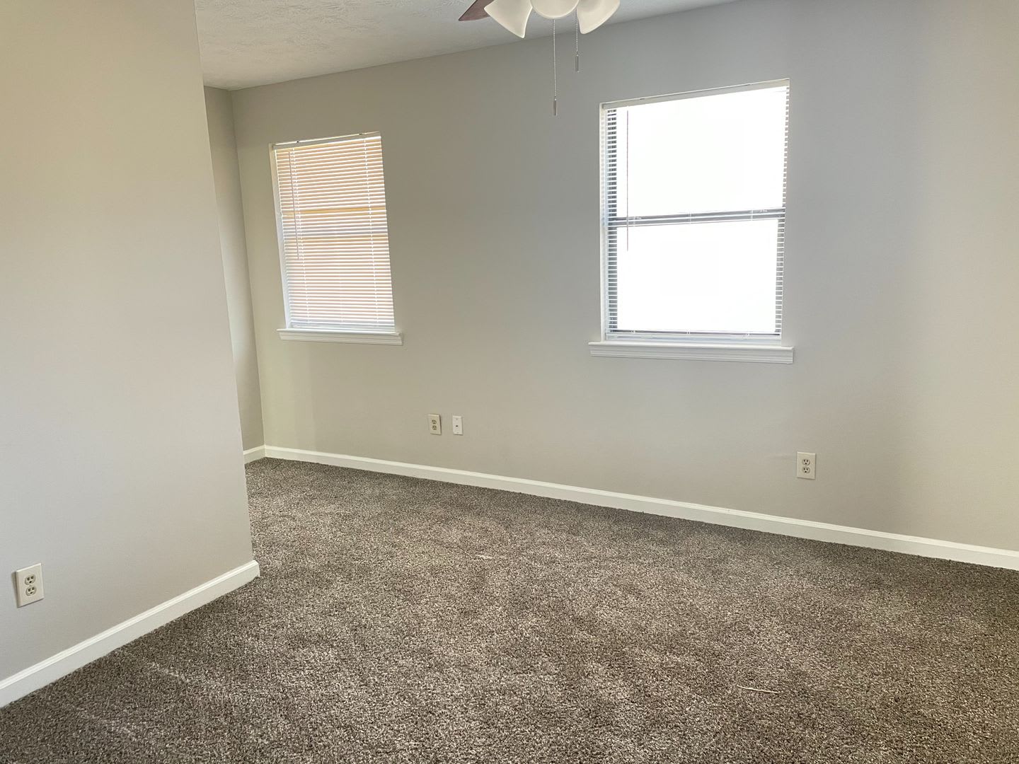 Spacious 2 Bedroom/2 Bath Townhome – photo 5