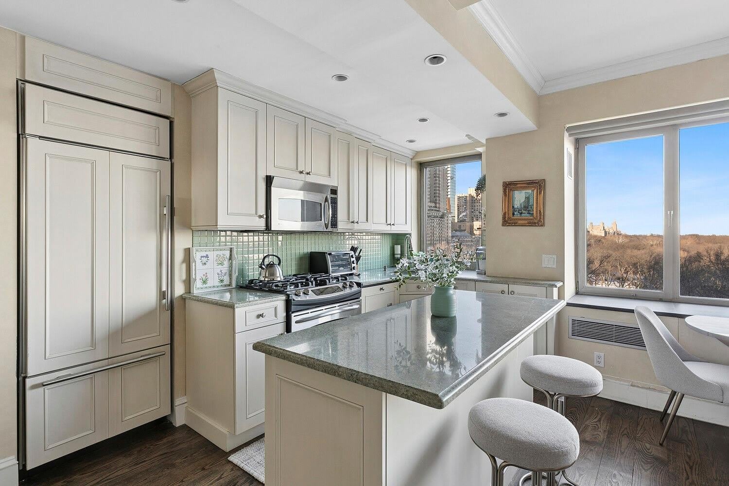 230 CENTRAL Park – photo 5