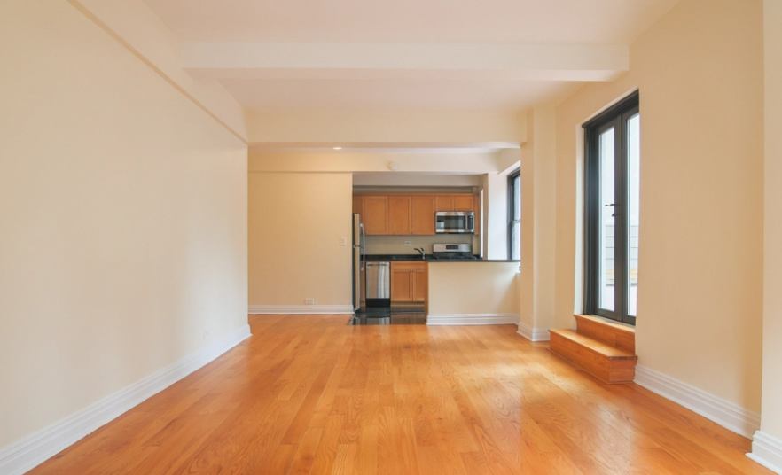 143 E 56th St – photo 3