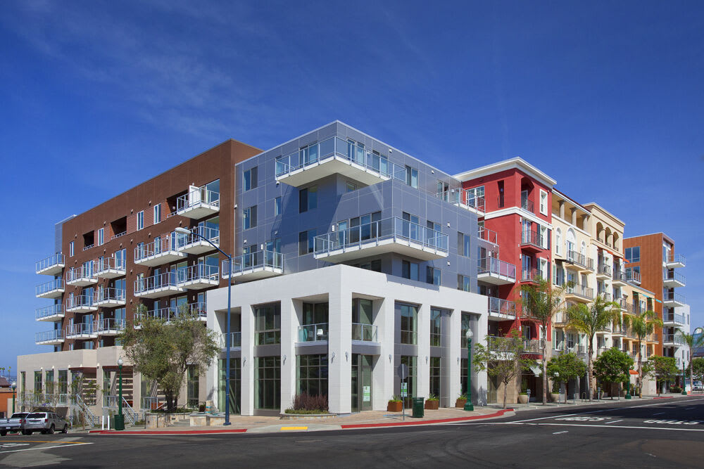Instrata Little Italy – photo 1