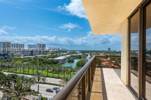 16275 Collins Avenue – photo 3