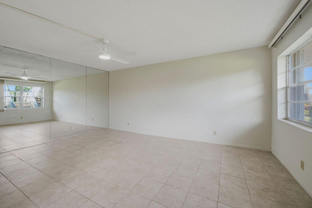 132 CAMBRIDGE F – photo 3