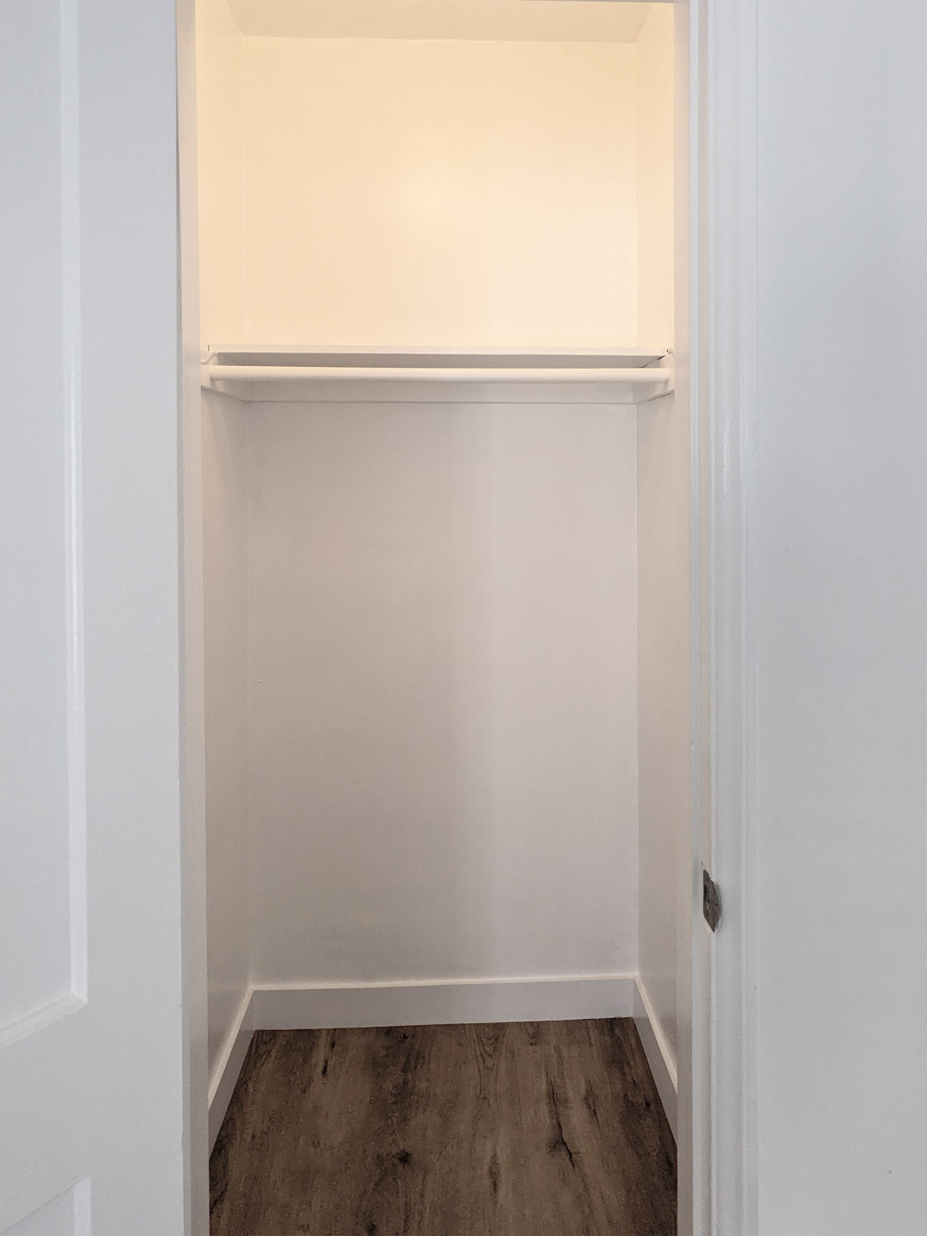 7675 Hollywood Blvd – photo 4