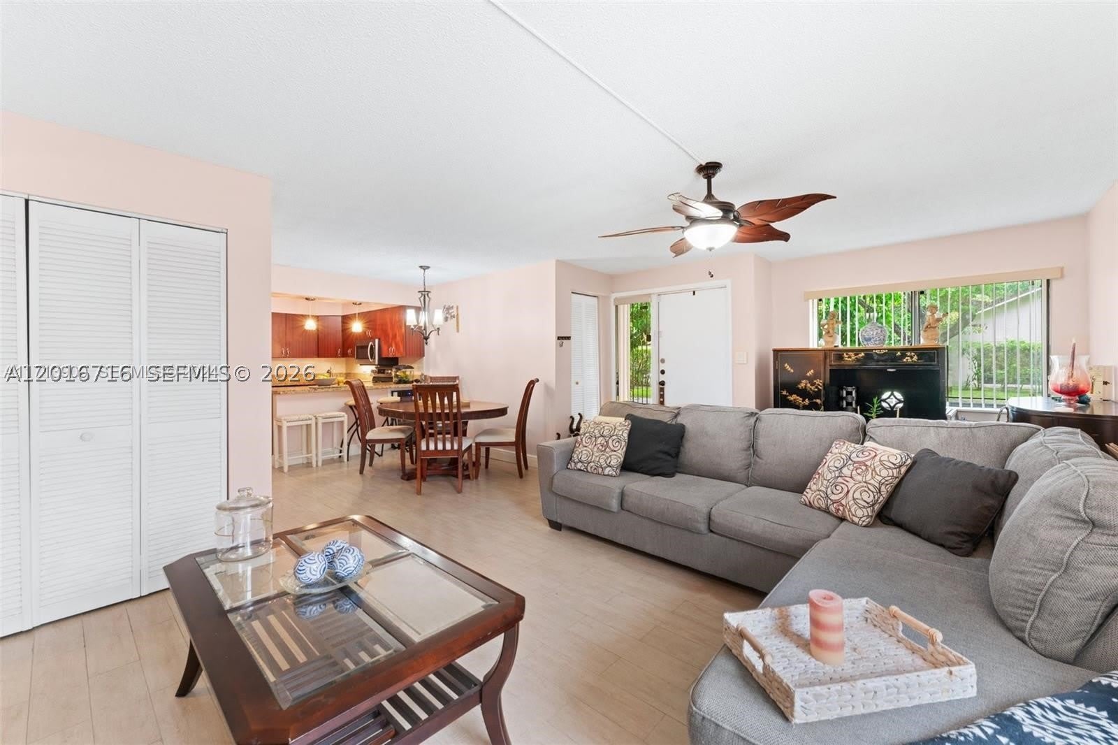 64 Wimbledon Lake Dr – photo 1