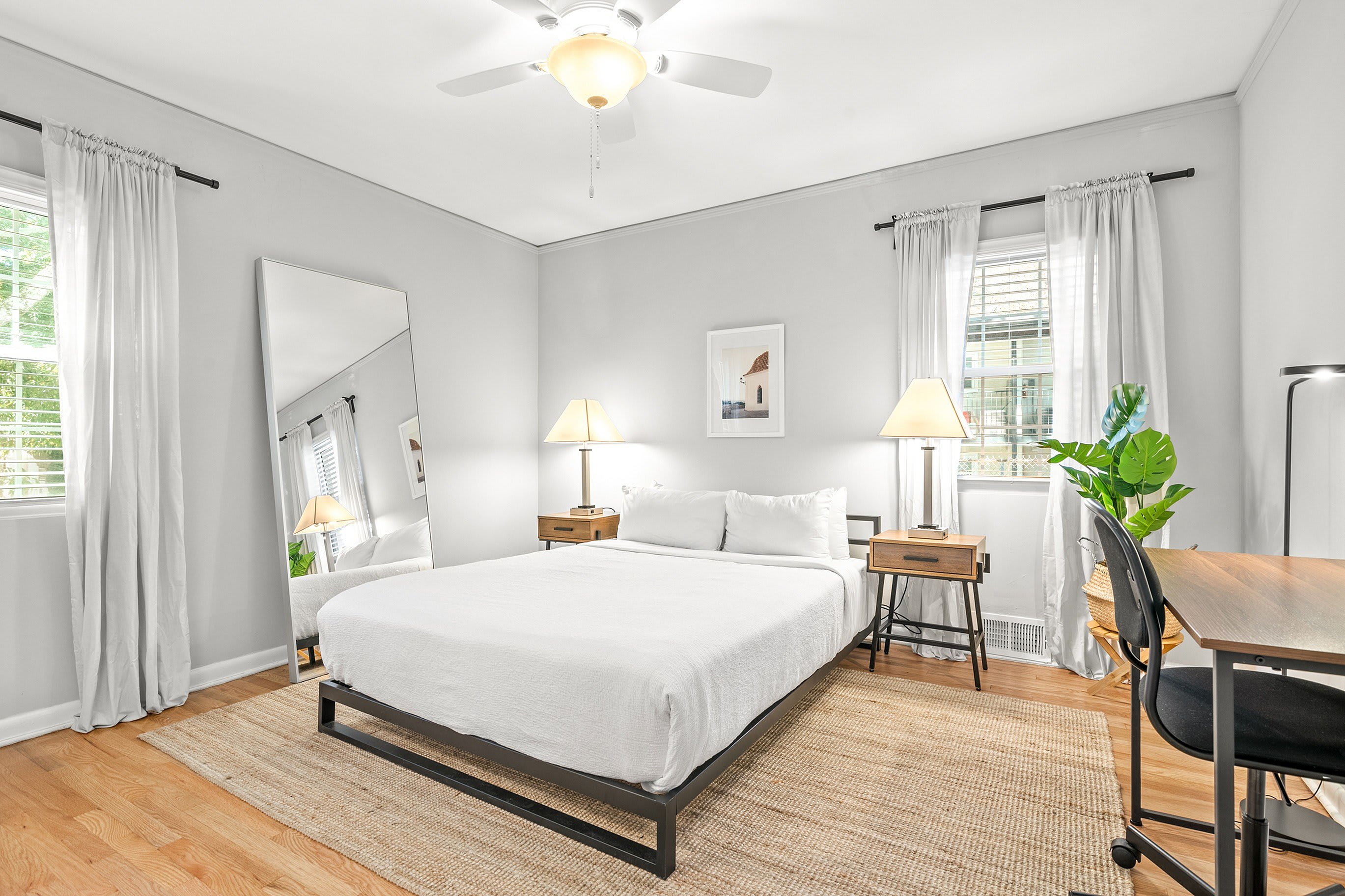 881 North Highland Apartments – photo 2