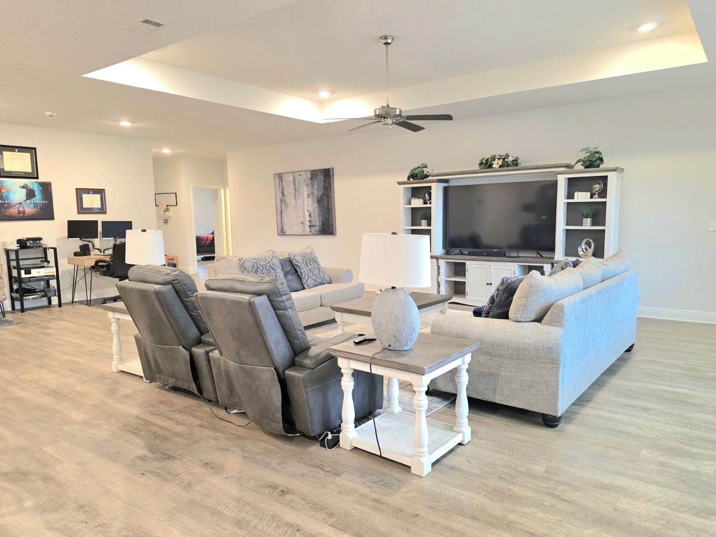 Welcome Home To This Stunning Milton Gem On 1 2 Acre Lot – photo 5