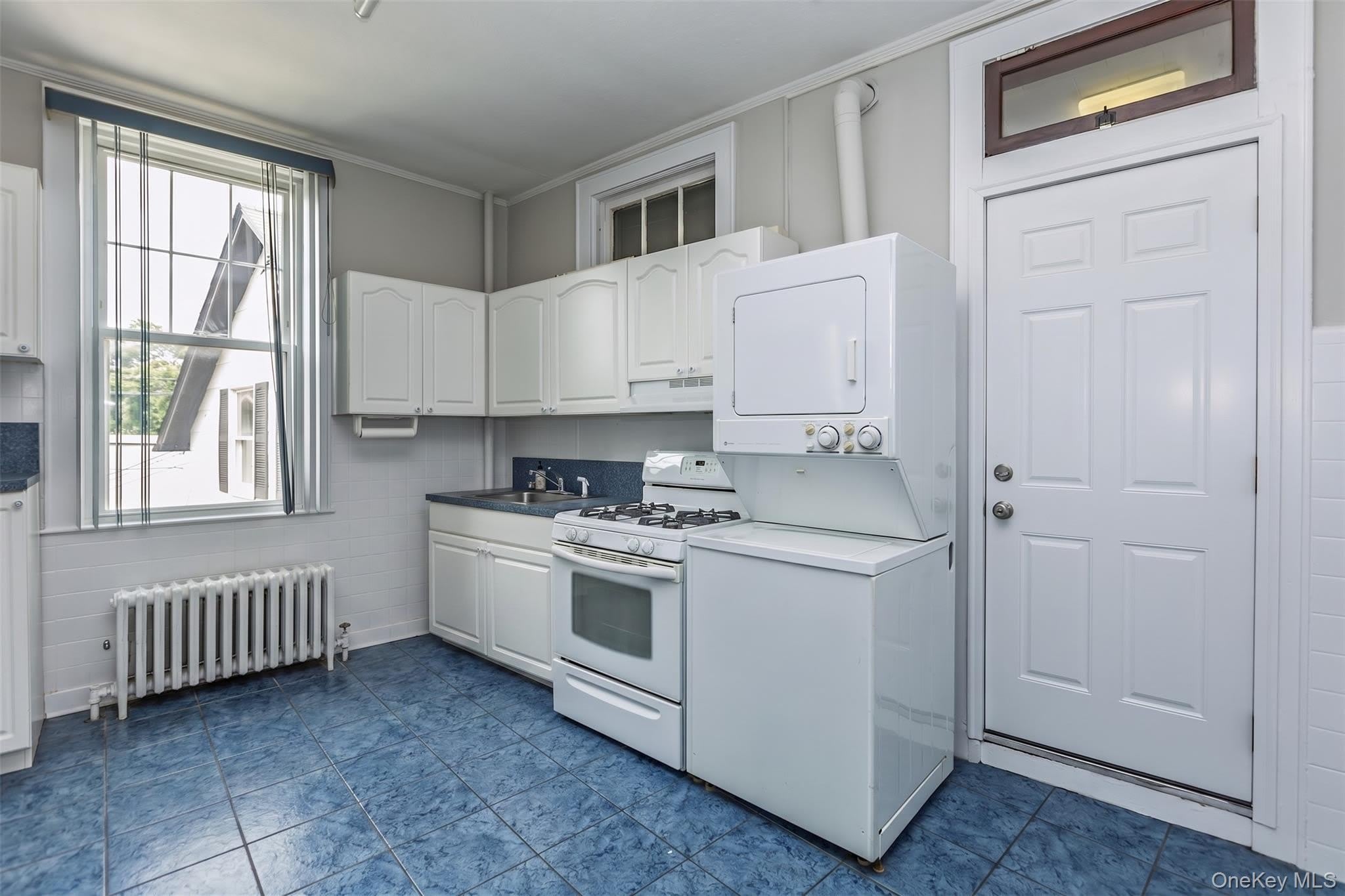 295 Railroad Avenue – photo 3