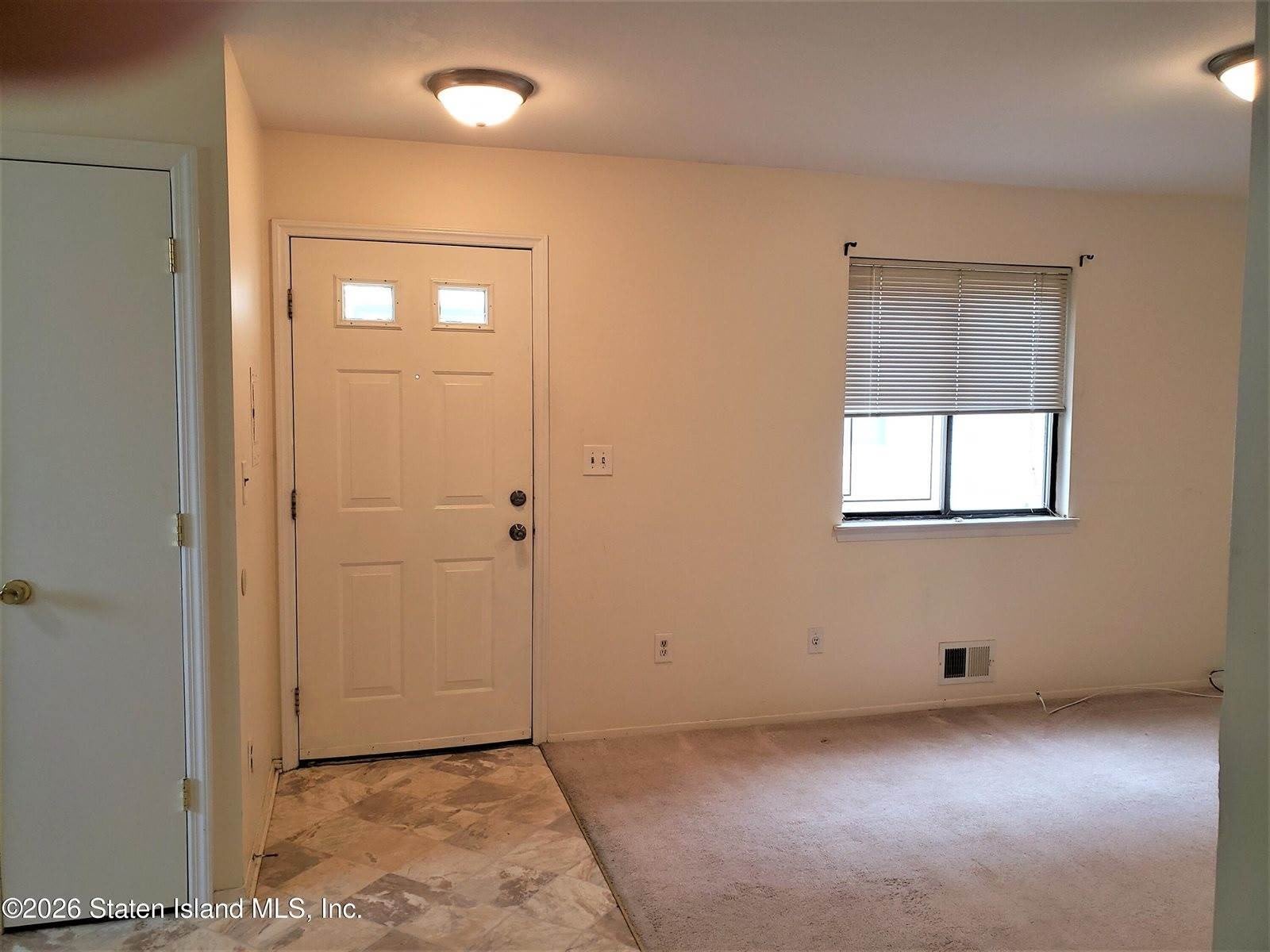 59 Corbin Ave – photo 2