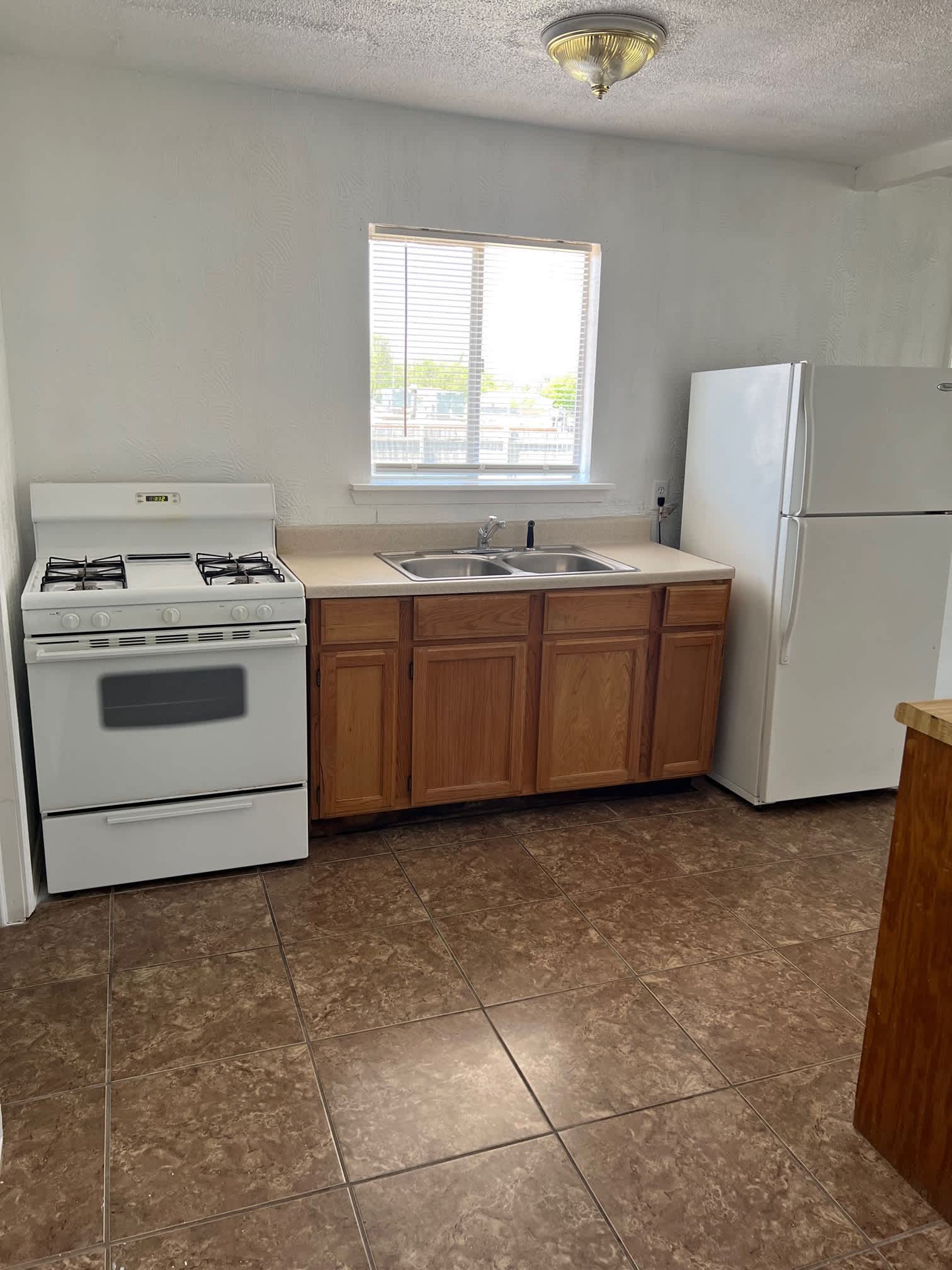 2602 Nw Commerce Circle – photo 5