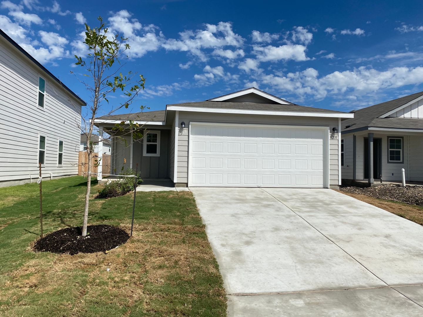 Welcome home to 6231 Windy Green! – photo 1