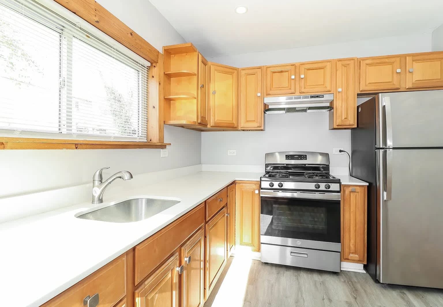 307 East 31st Street – photo 3