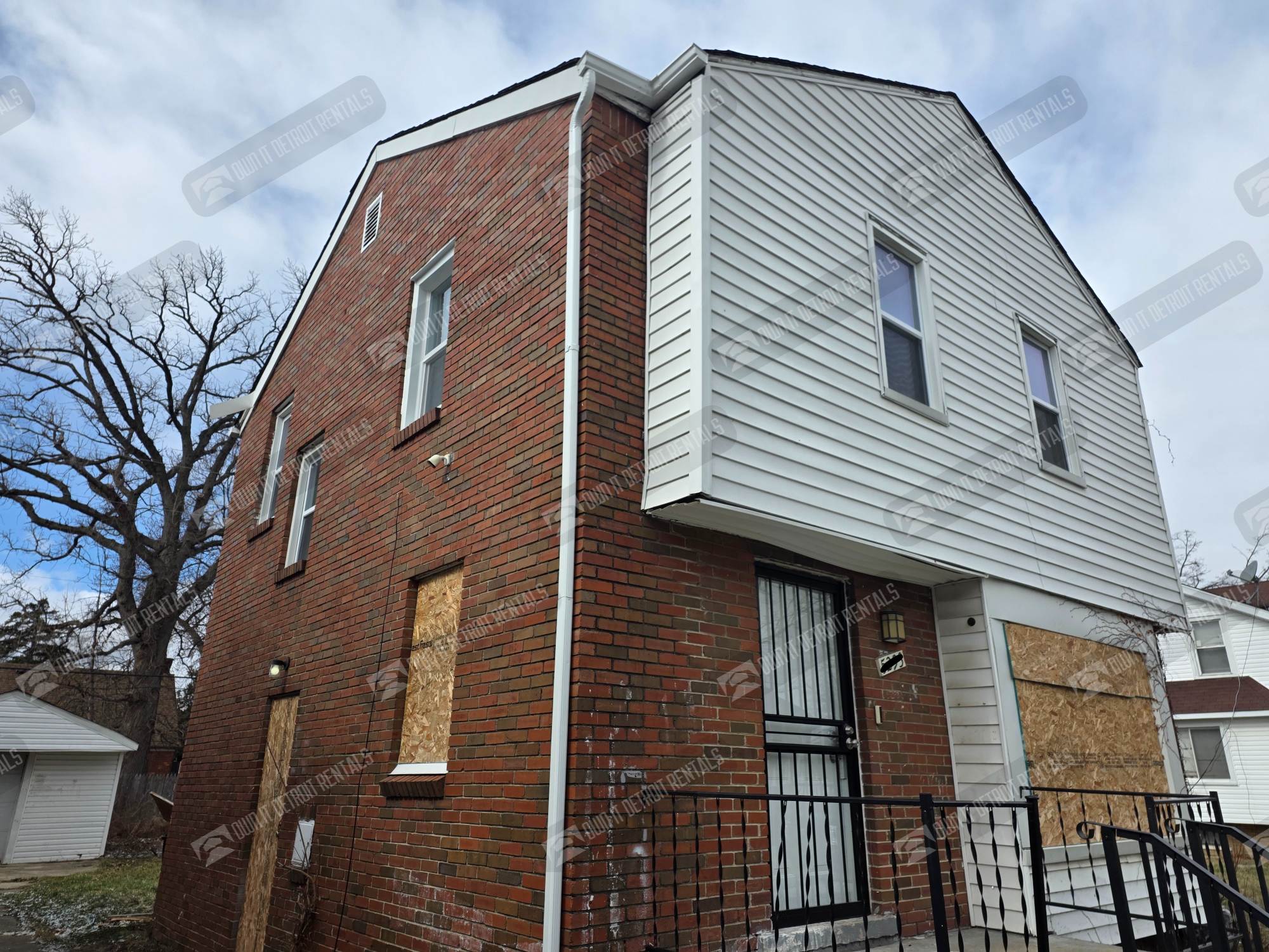 5293 Berkshire St – photo 2