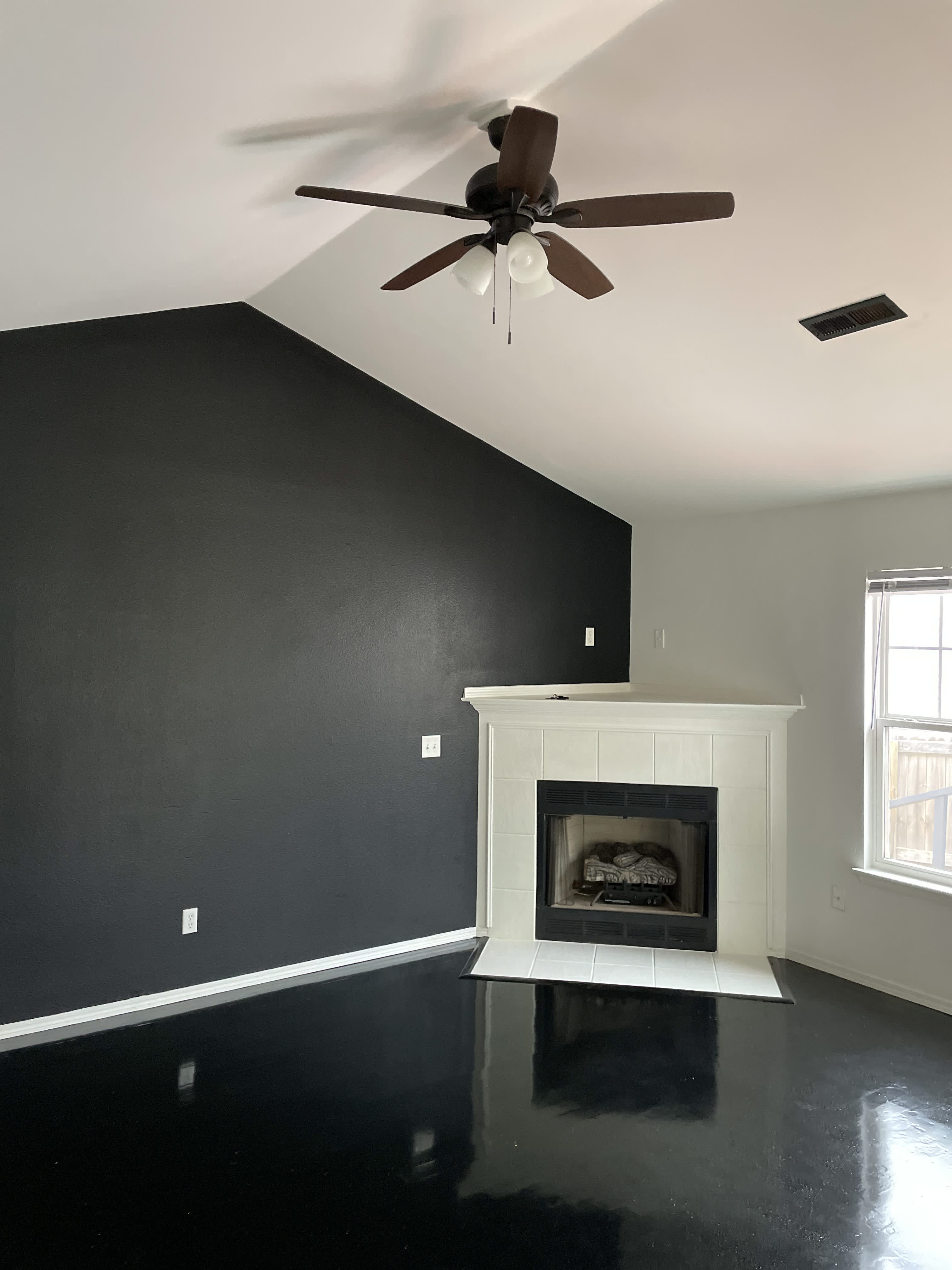 1607 Cresent St – photo 3