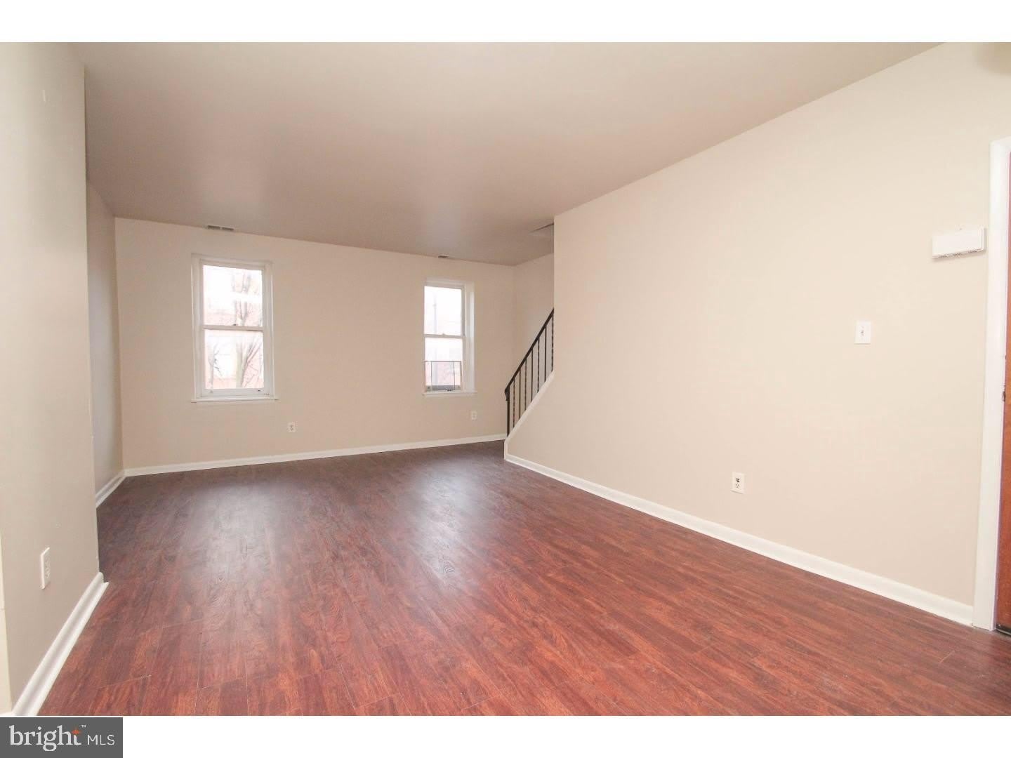 1734 W DIAMOND Street – photo 3