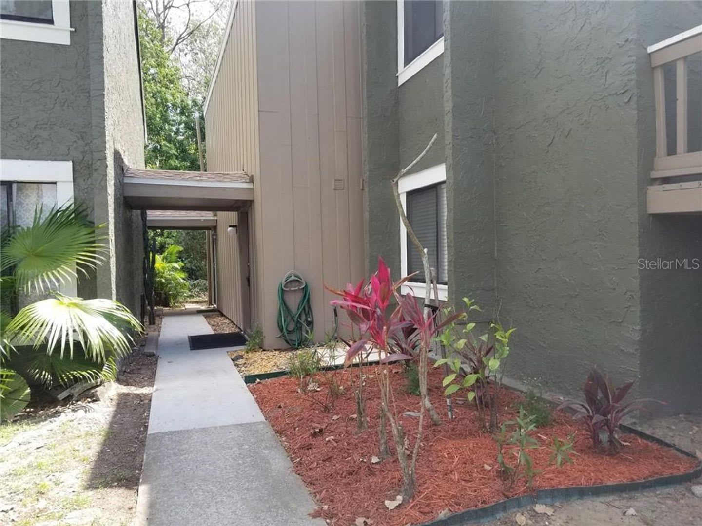 1 Bedroom 1 1 2 Bath Loft Condo At 5101 Eaglesmere Drive Unit B03 Orlando Fl 32819 – photo 1