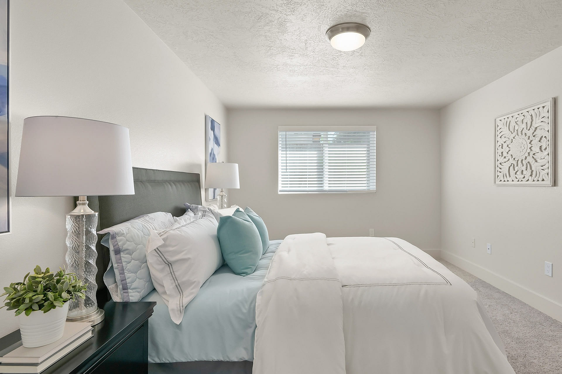 Pacific Crest Apartments – photo 2