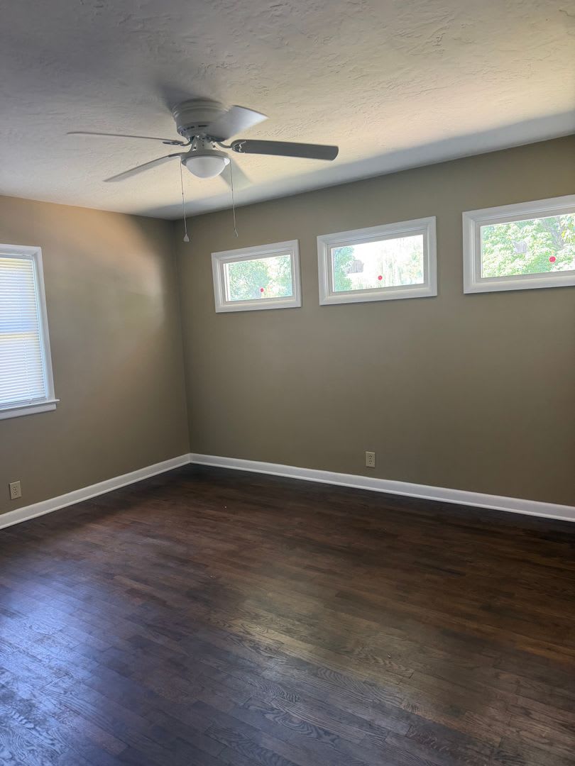 306 S 6th St. – photo 2