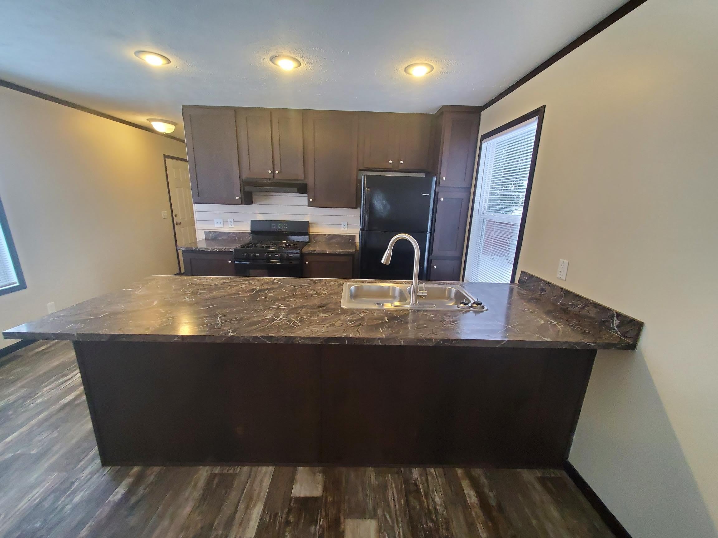 10 Canary Hill Drive – photo 1