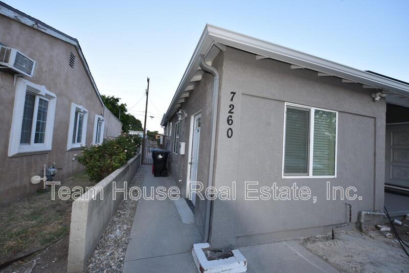 7260 Yolanda Avenue – photo 1