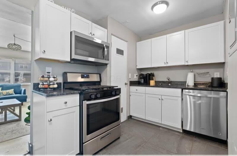 464 E Norwich Avenue – photo 5