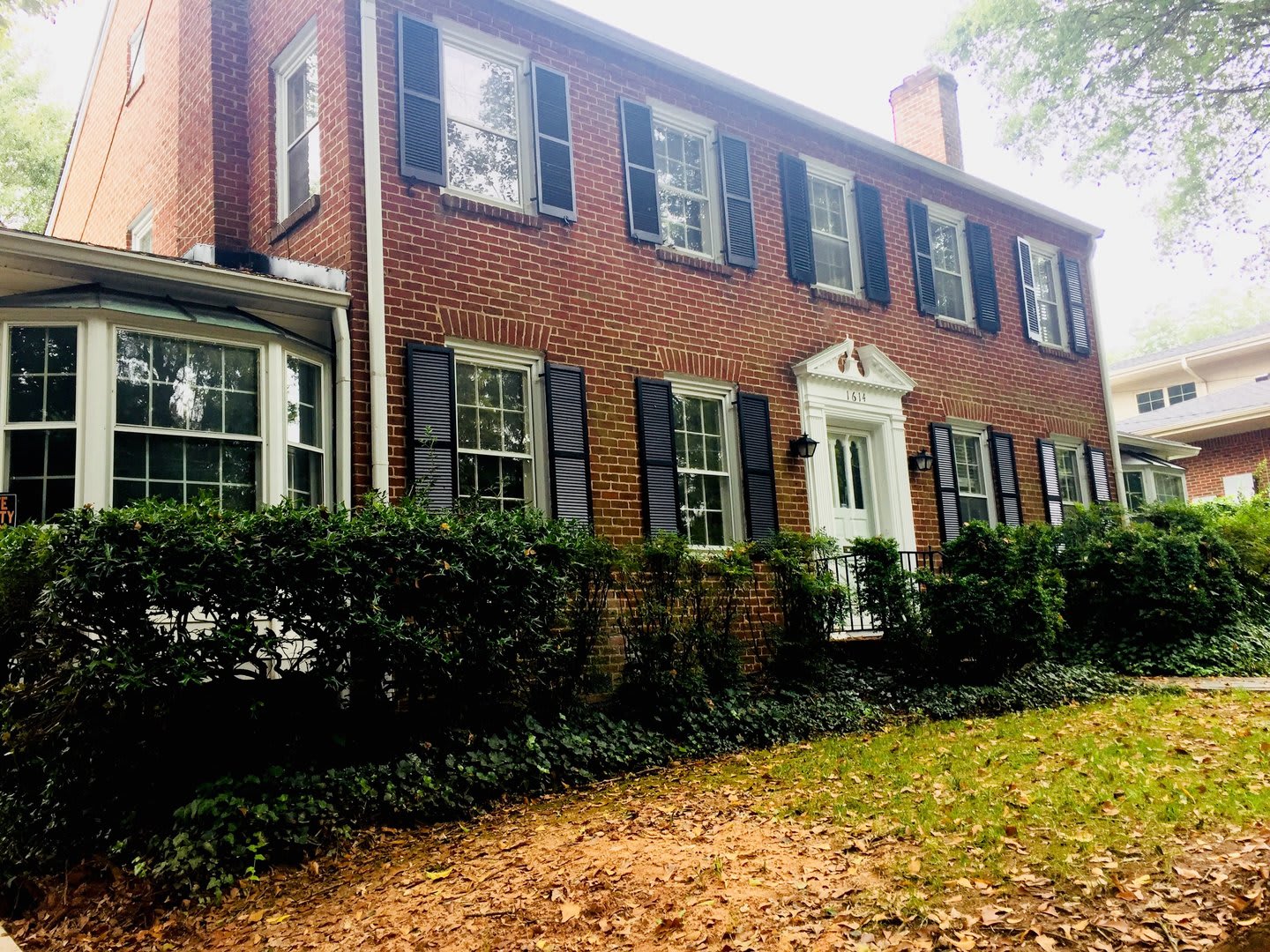 Super Close To Baptist Hospital And Minutes From Downtown Winston Salem Move In Special 1 2 The First Months Rent With 13 Month Lease – photo 1