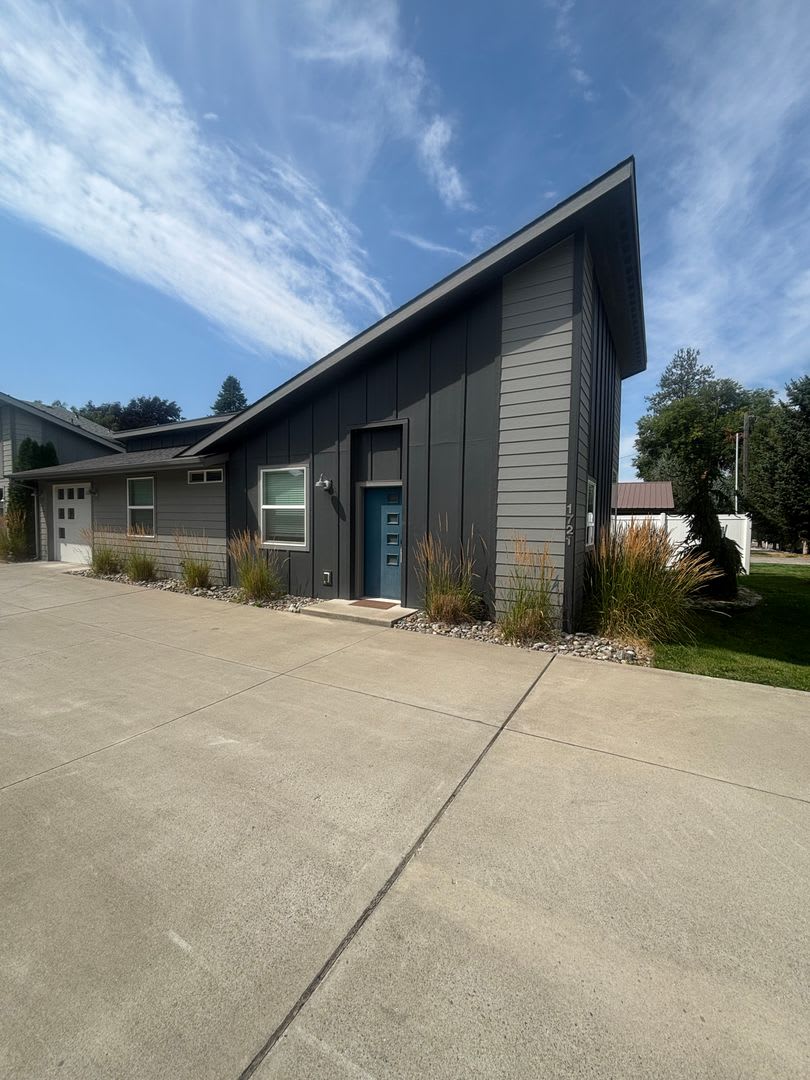 Midtown Single Level Home (P#501) – photo 1