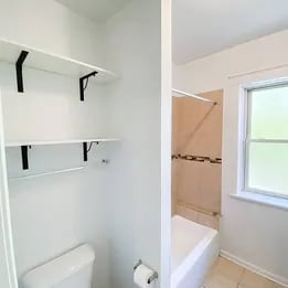 3546 North Wolcott Avenue – photo 4