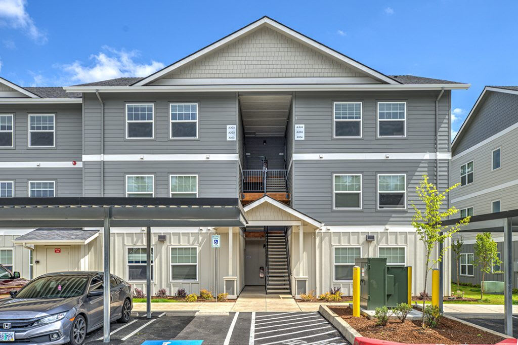 Cleveland Crossings – photo 3