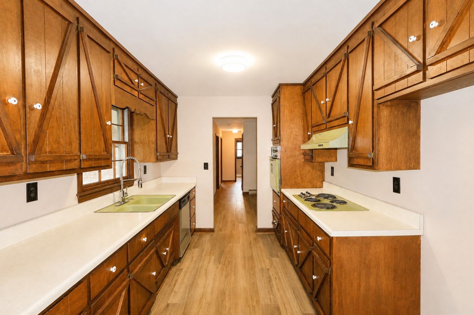 Freshly Renovated & Move-In Ready – Charming 3BR Brick Ranch! – photo 3