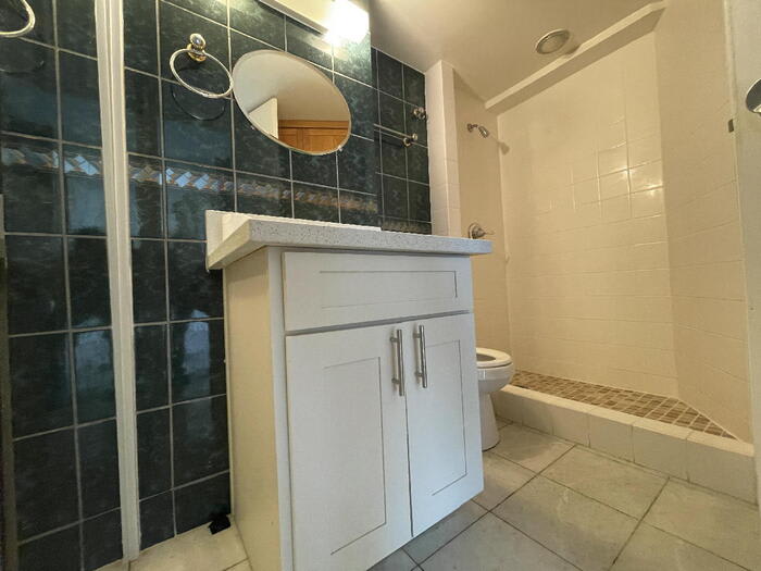 750 Amana Street – photo 5