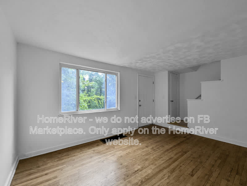 8052 Lincoln Rd – photo 3