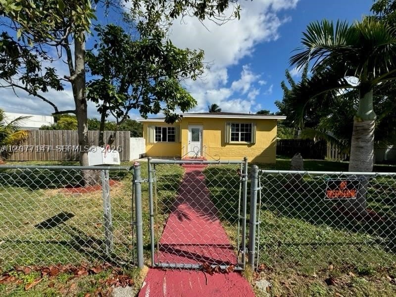 1001 S 27th Ave – photo 3