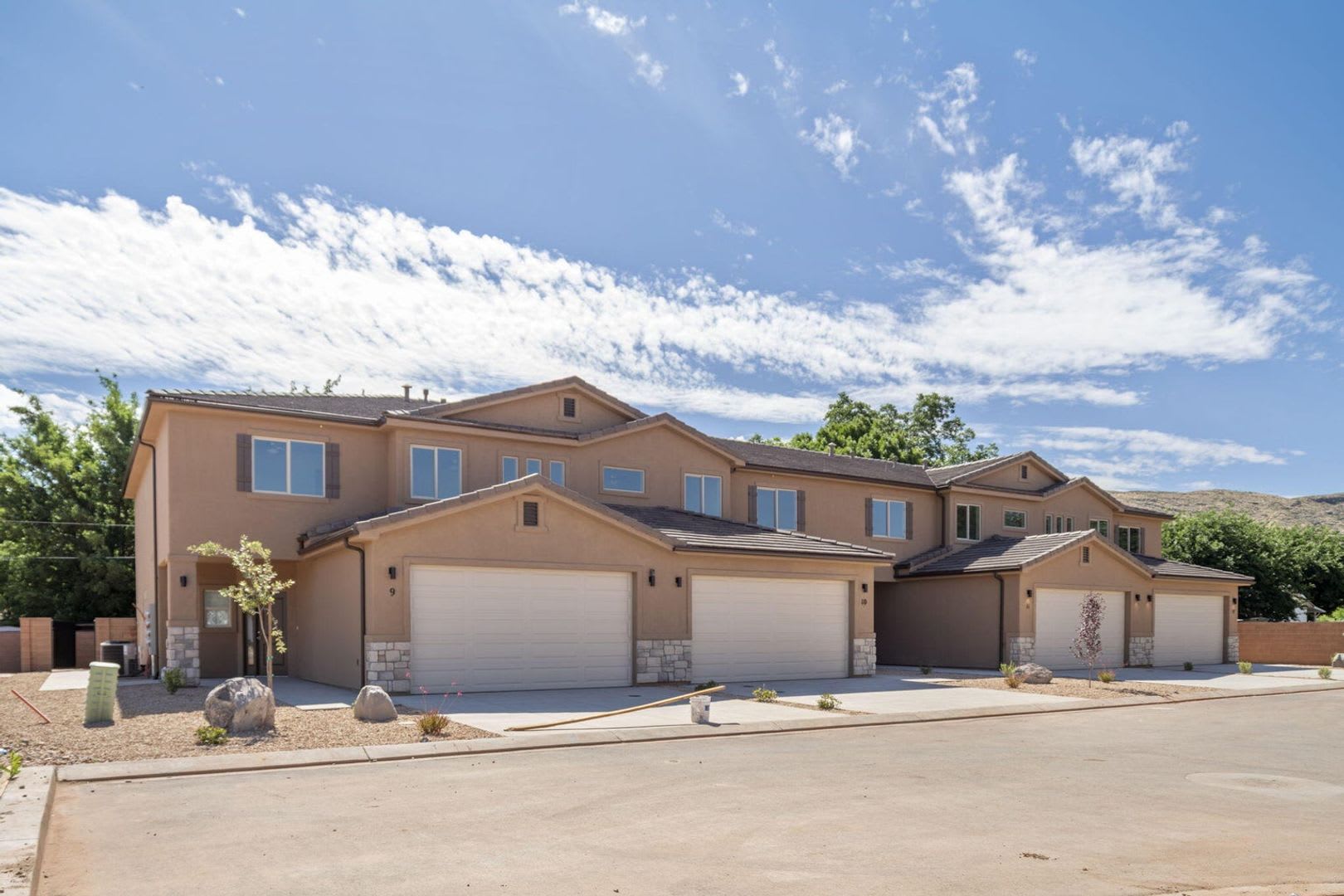 HURRICANE TOWNHOME – photo 2