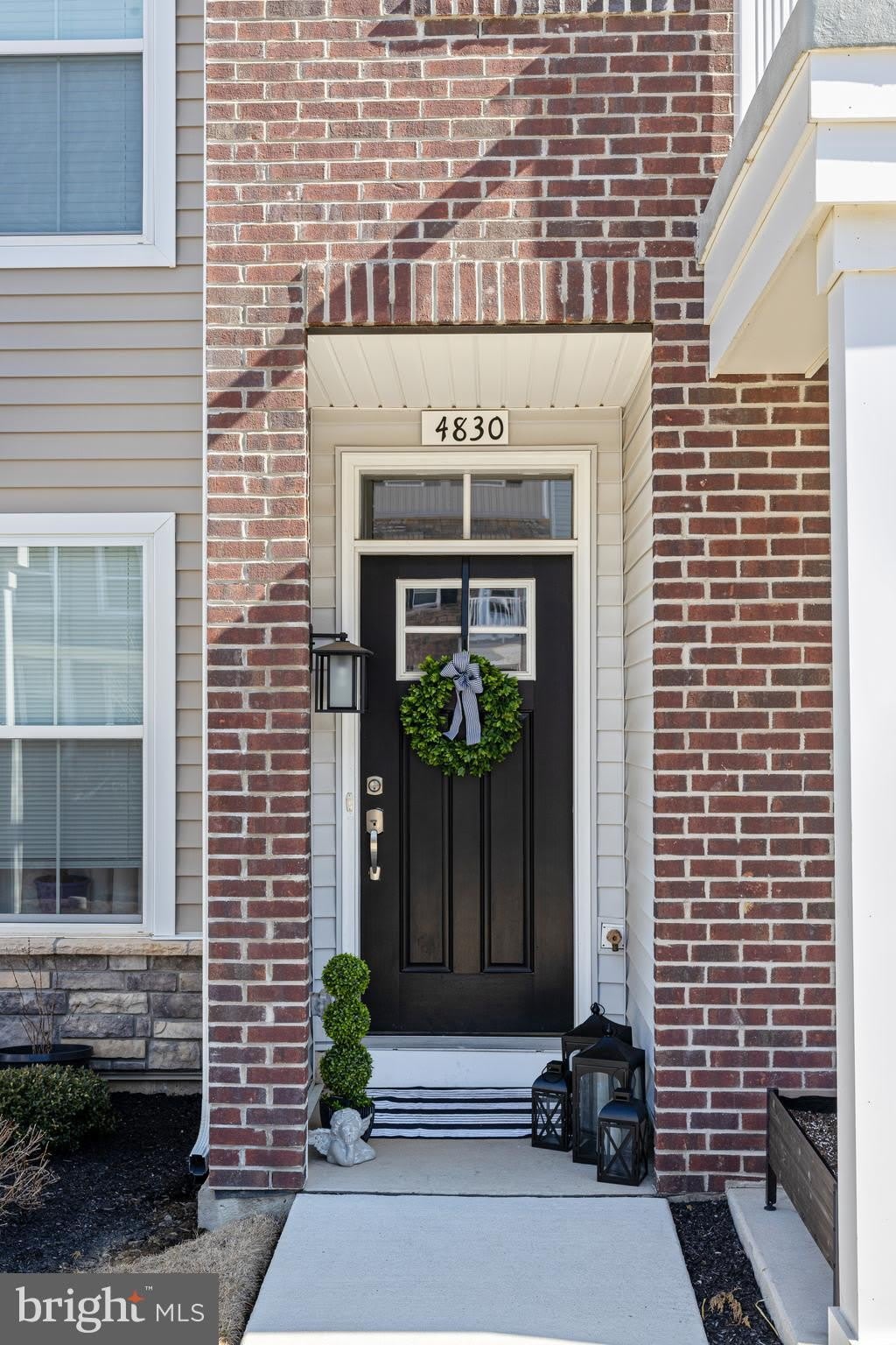 4830 FRANKLIN Circle – photo 2