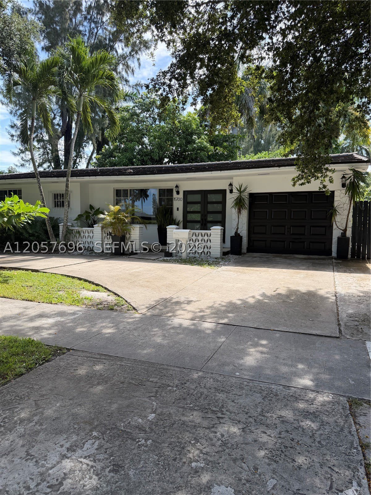 15700 N Miami Ave – photo 4