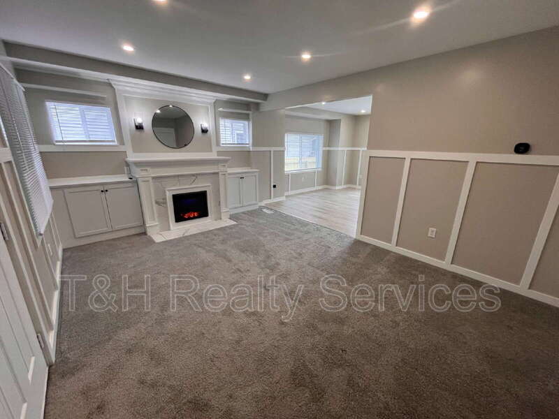 608 North Gray Street – photo 4